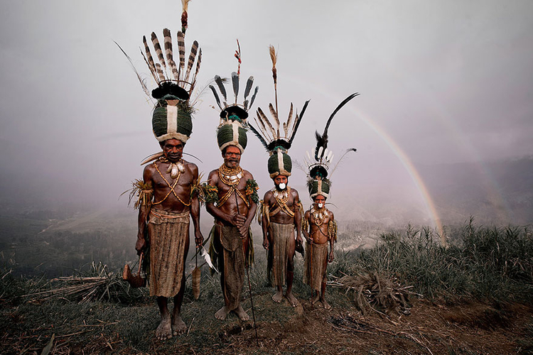 Plemię Kalam, Indonezja i Papua Nowa Gwinea; fot. Jimmy Nelson